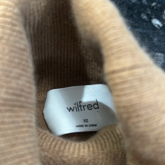 Aritzia Wilfred Liteluxe 💯% Cashmere Turtleneck Sweater Tan XS - Picture 2 of 7